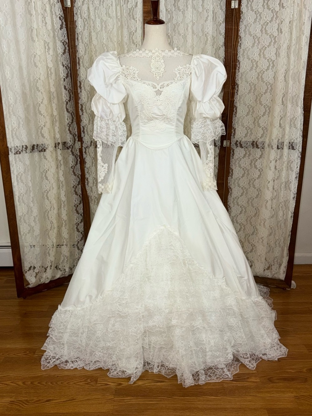 Fabulous Vintage 1980s Bridallure Prairie Ruffle Wedding Gown